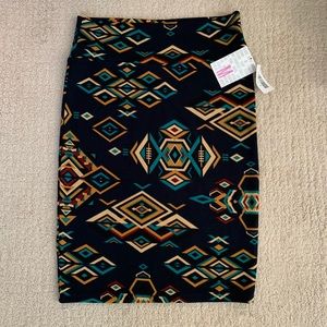 LaRoe Cassie skirt NWT Medium